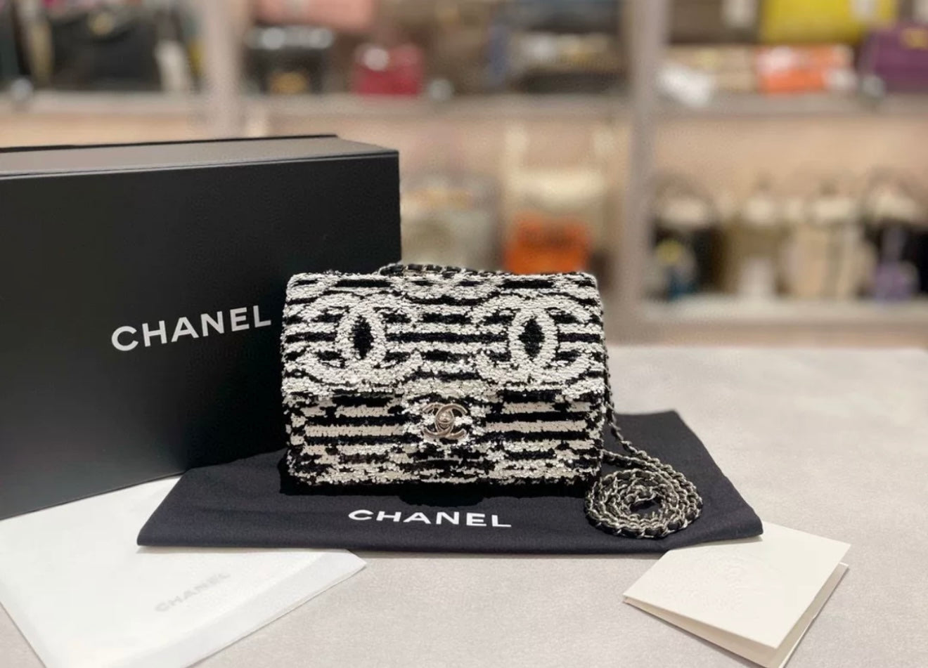 Chanel Luxury Leather Black Shoulder Bag Rovelle Bags