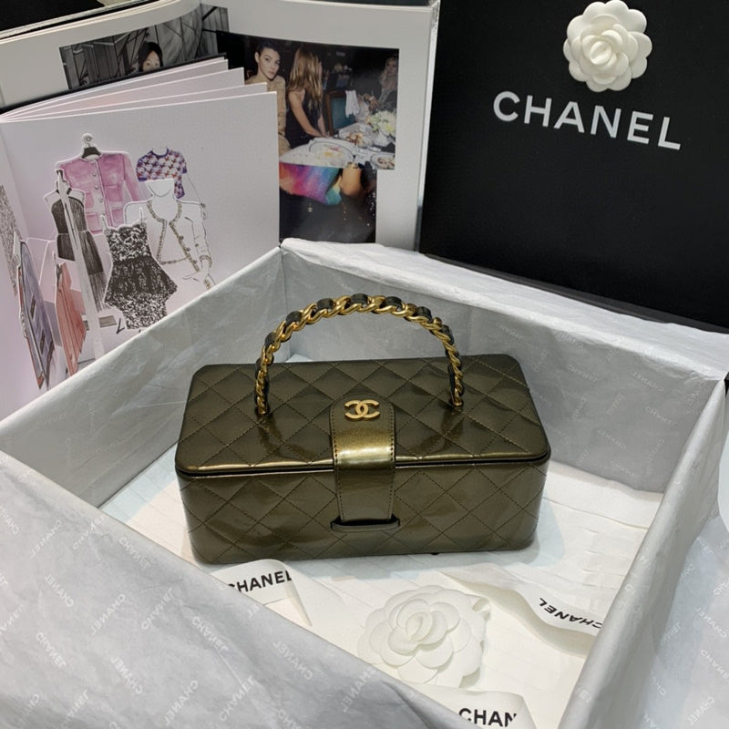 Chanel Luxury Handbag Style 563 Rovelle Bags