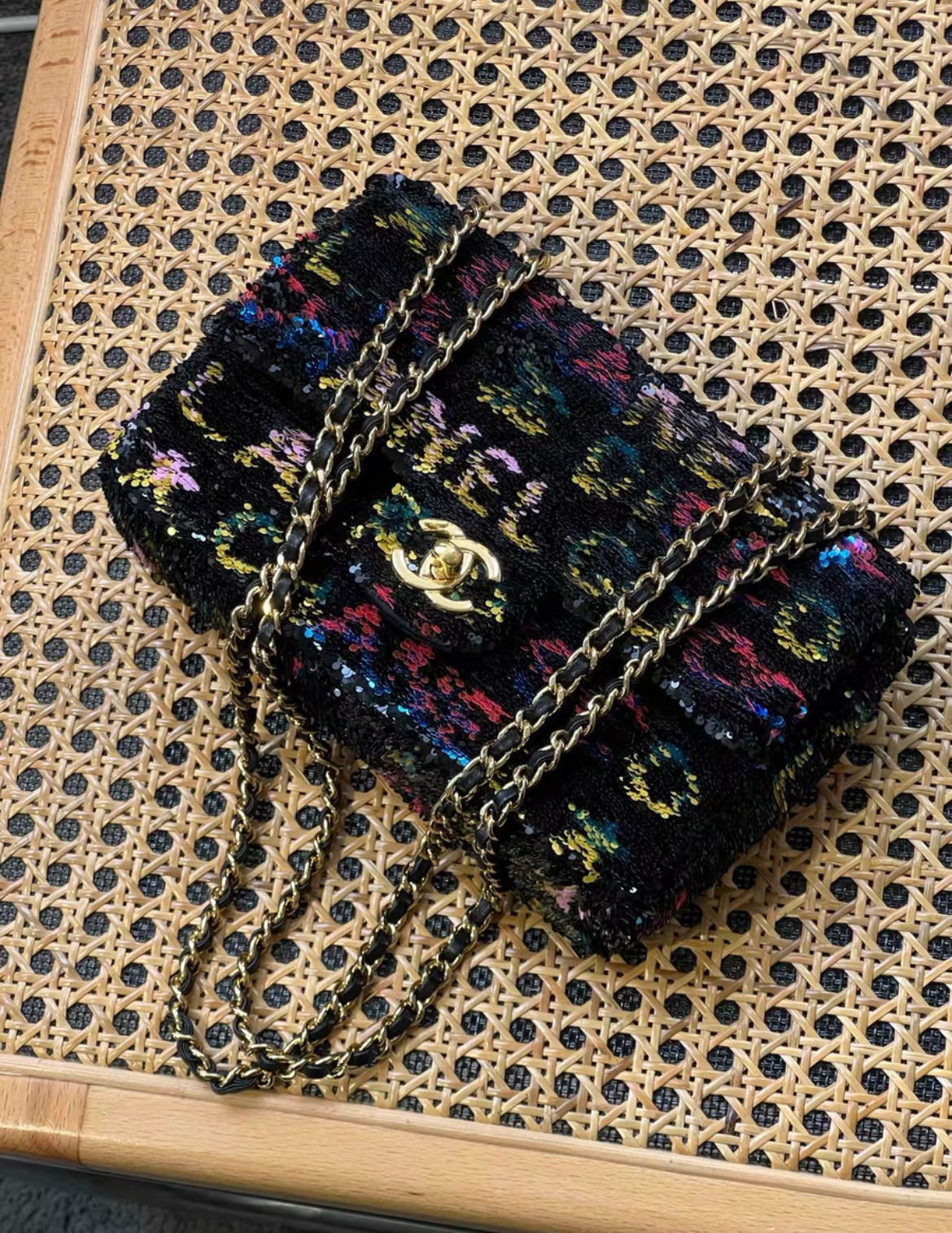 Chanel Luxury Leather Black Shoulder Bag Black Rovelle Bags