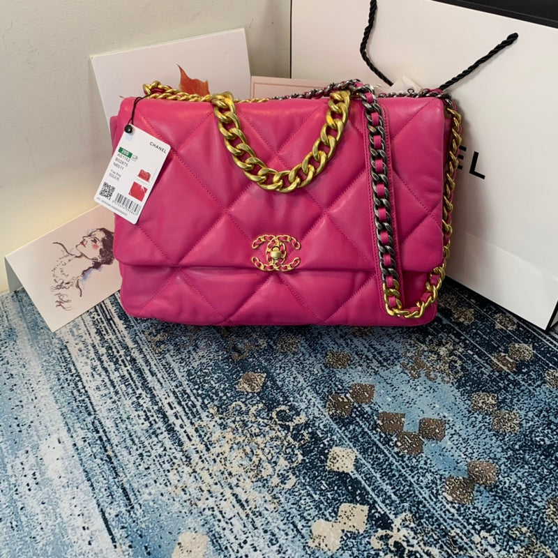 Chanel Luxury Handbag Style 599 Rovelle Bags