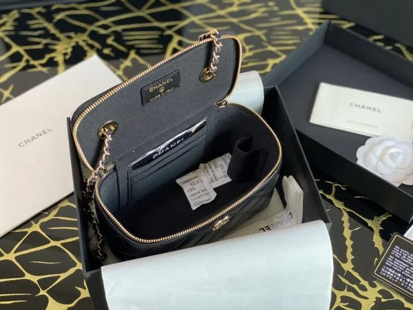 Chanel Cosmetic/Vanity Bags For Women