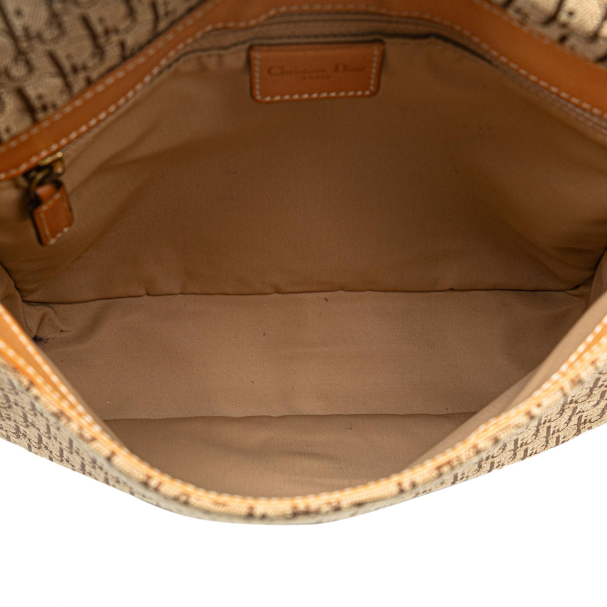 Dior Diorissimo Trotter Canvas Street Chic Crossbody (SHG-aKP8Pv) Rovelle Bags