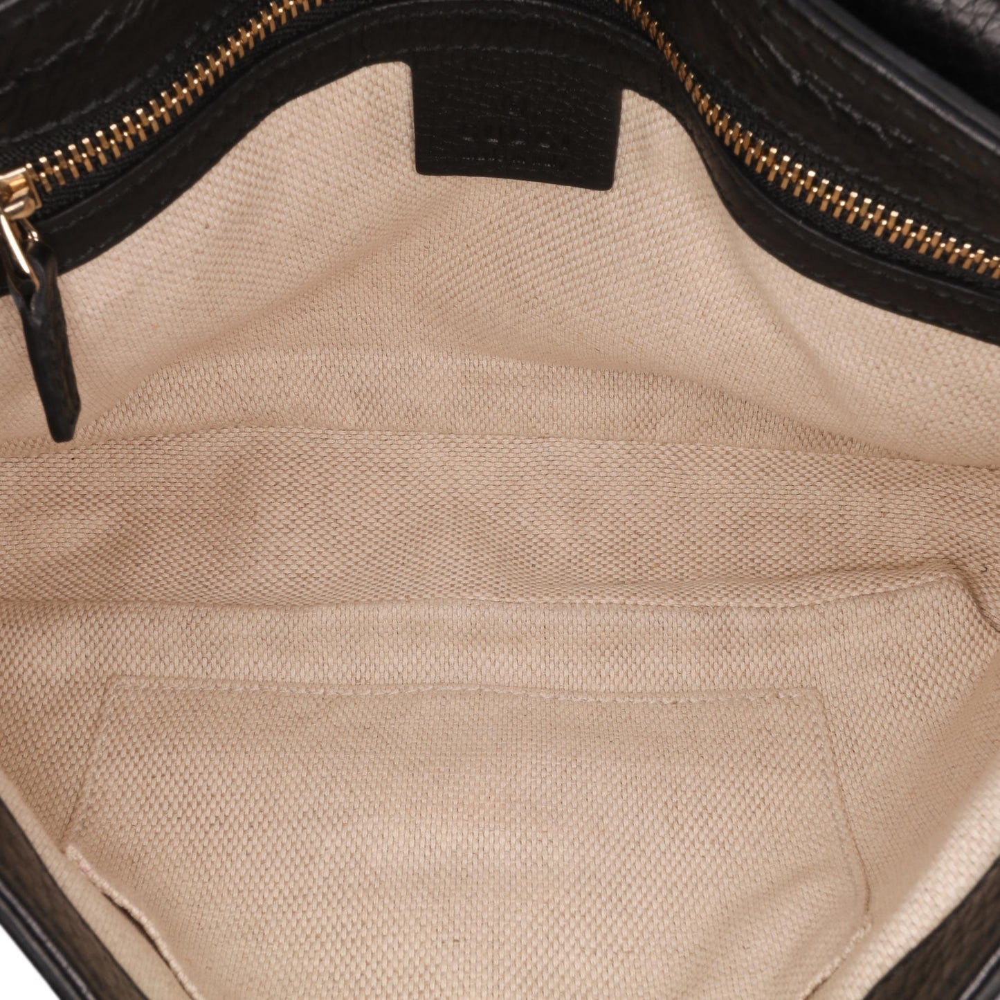 Gucci Medium Leather Soho Chain Flap Crossbody Rovelle Bags