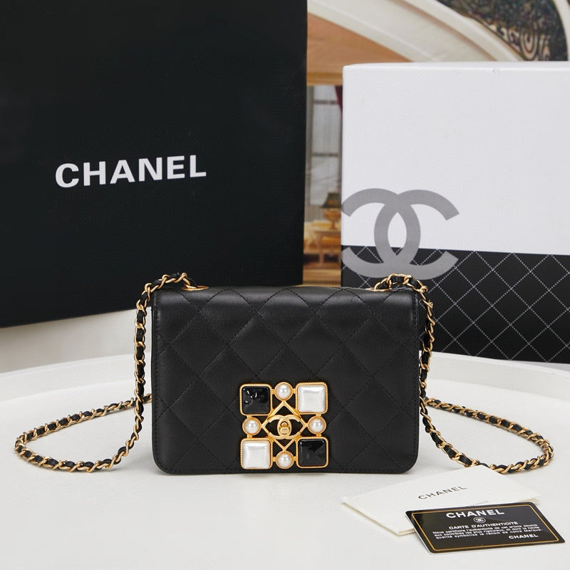 Chanel Luxury Handbag Style 641 Rovelle Bags