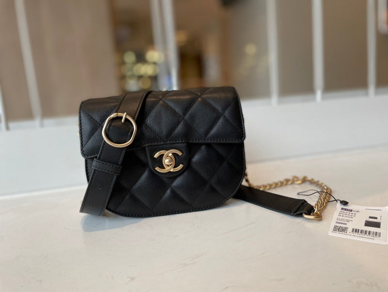 Chanel Luxury Handbag Style 652 Rovelle Bags
