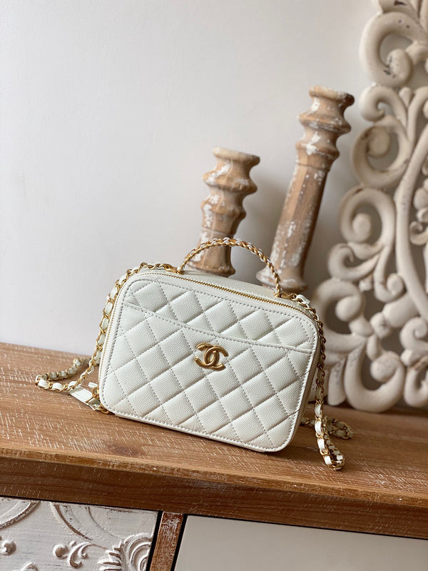 Chanel Luxury Handbag Style 433 Rovelle Bags