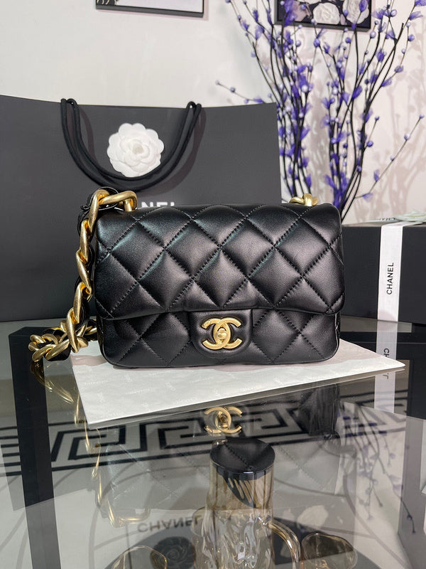Chanel Luxury Handbag Style 64 Rovelle Bags