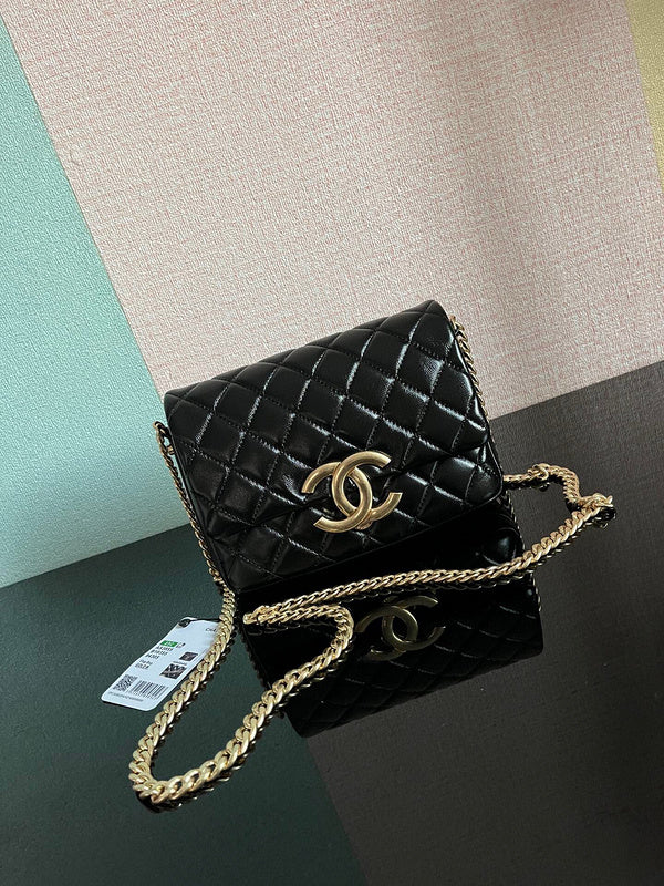 Chanel Luxury Handbag Style 39 Rovelle Bags