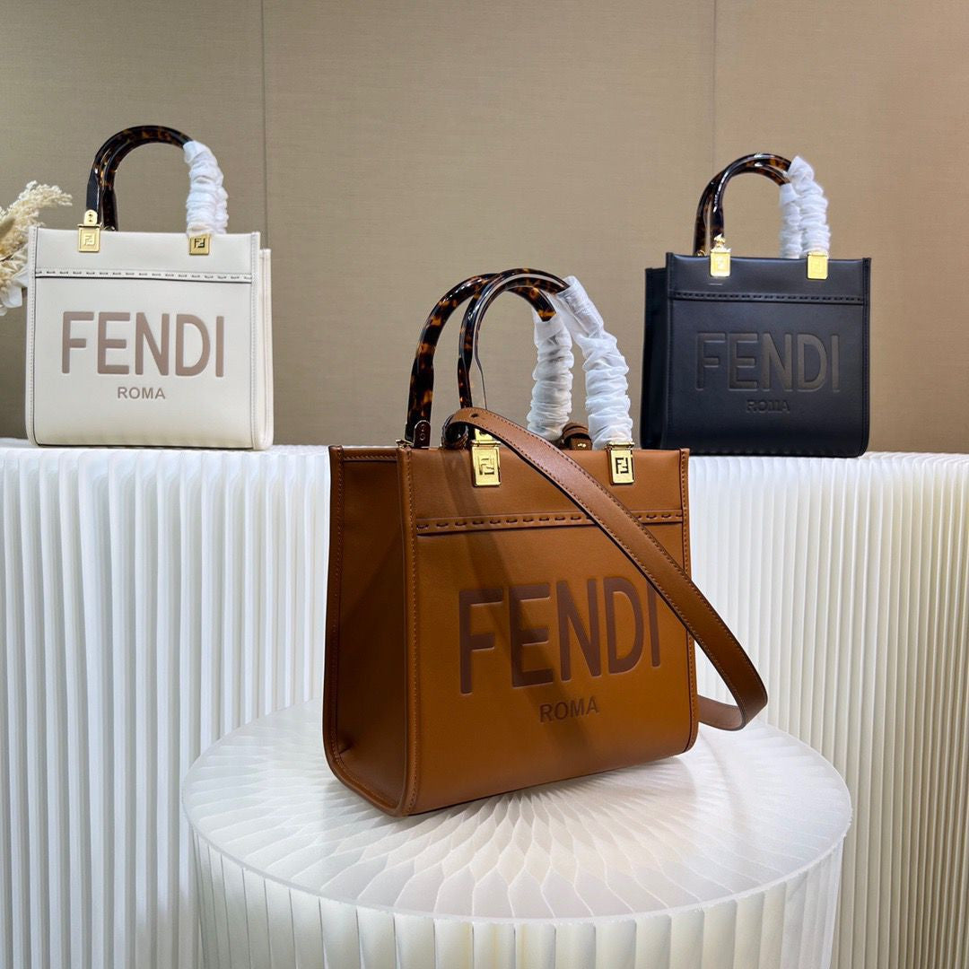 FENDI (3 Color) Rovelle Bags