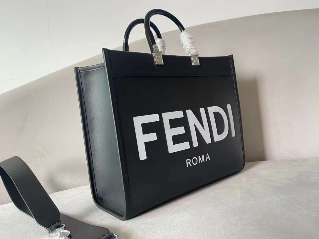 FENDI Rovelle Bags