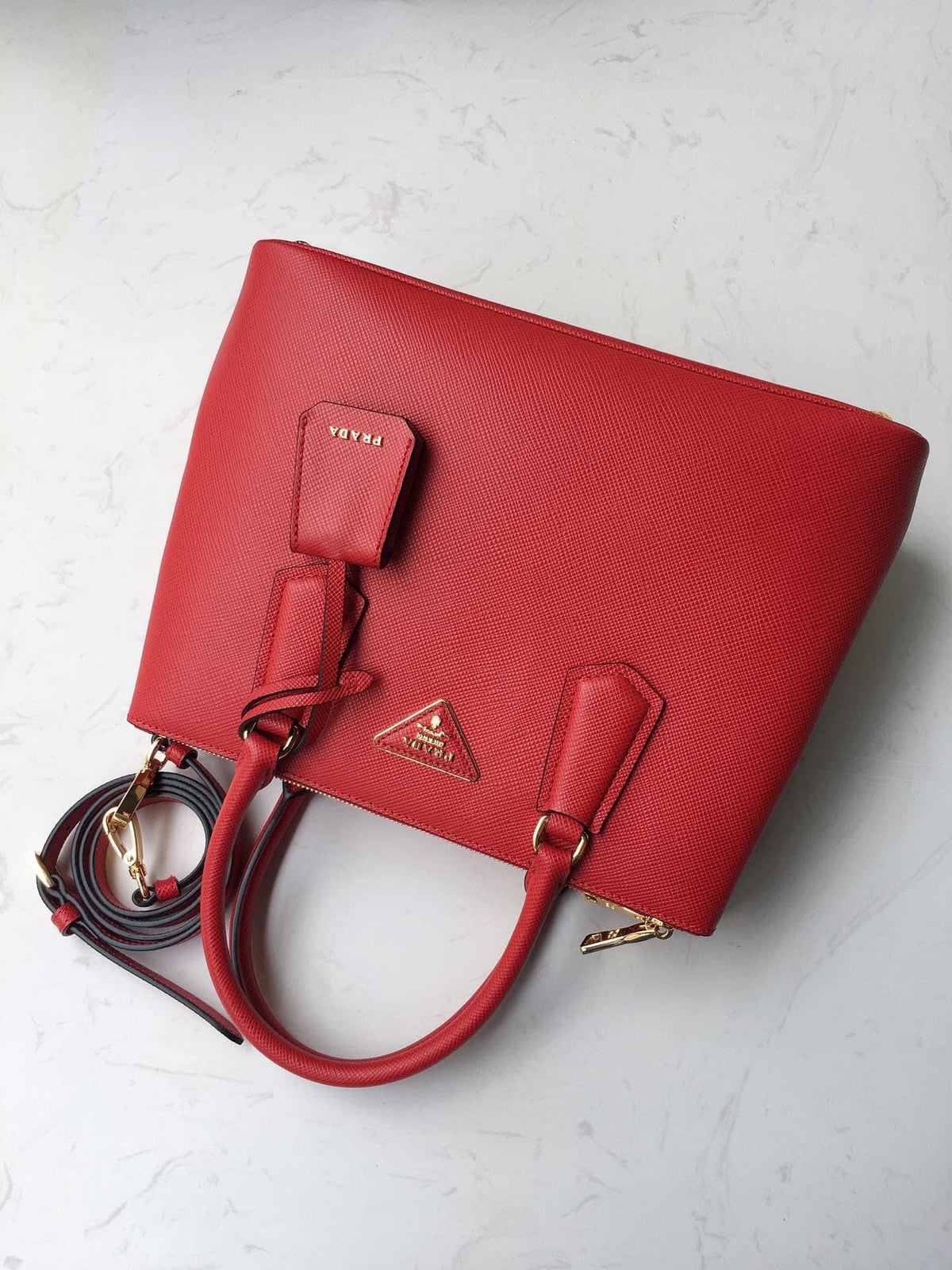 Prada Galleria Saffiano leather Medium bag