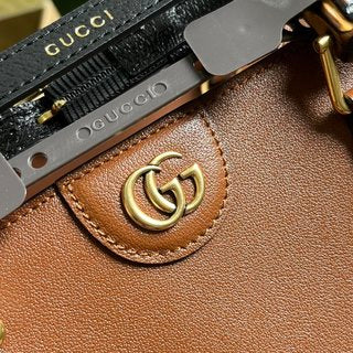 Gucci Diana Medium Tote Bag