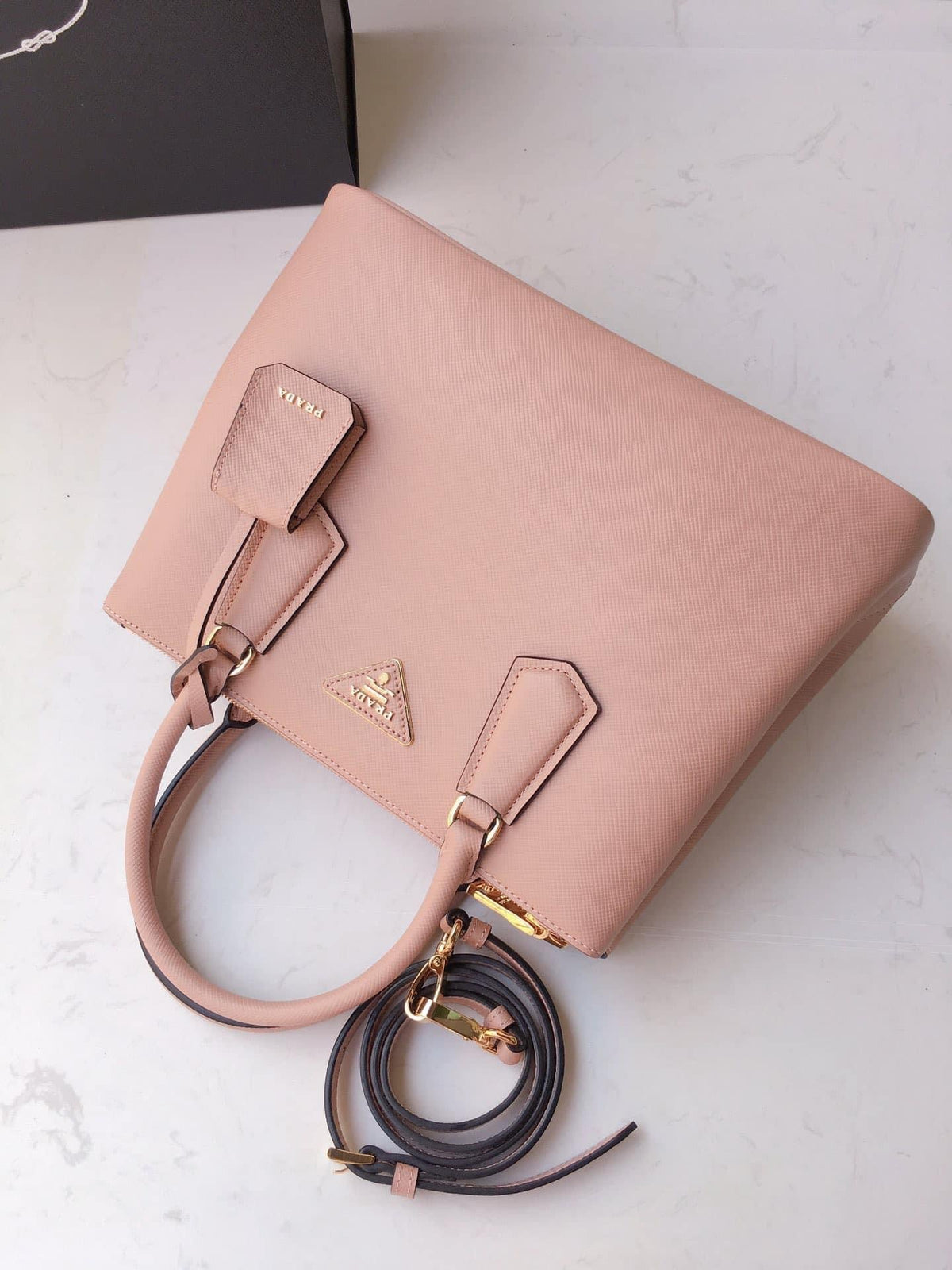Prada Galleria Saffiano leather Medium bag