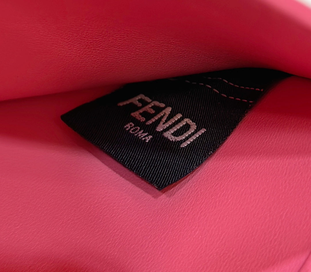 Fendi Peekaboo Small iseeu Bag