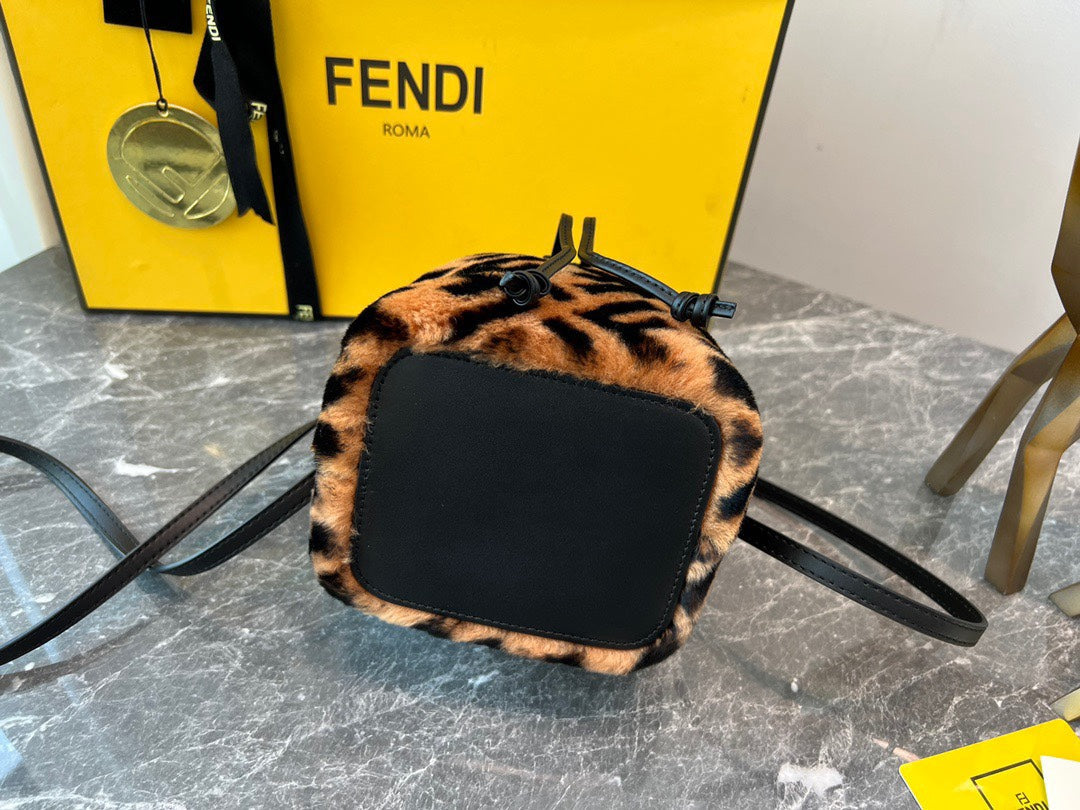 Fendi Mon Tresor Mini Bag