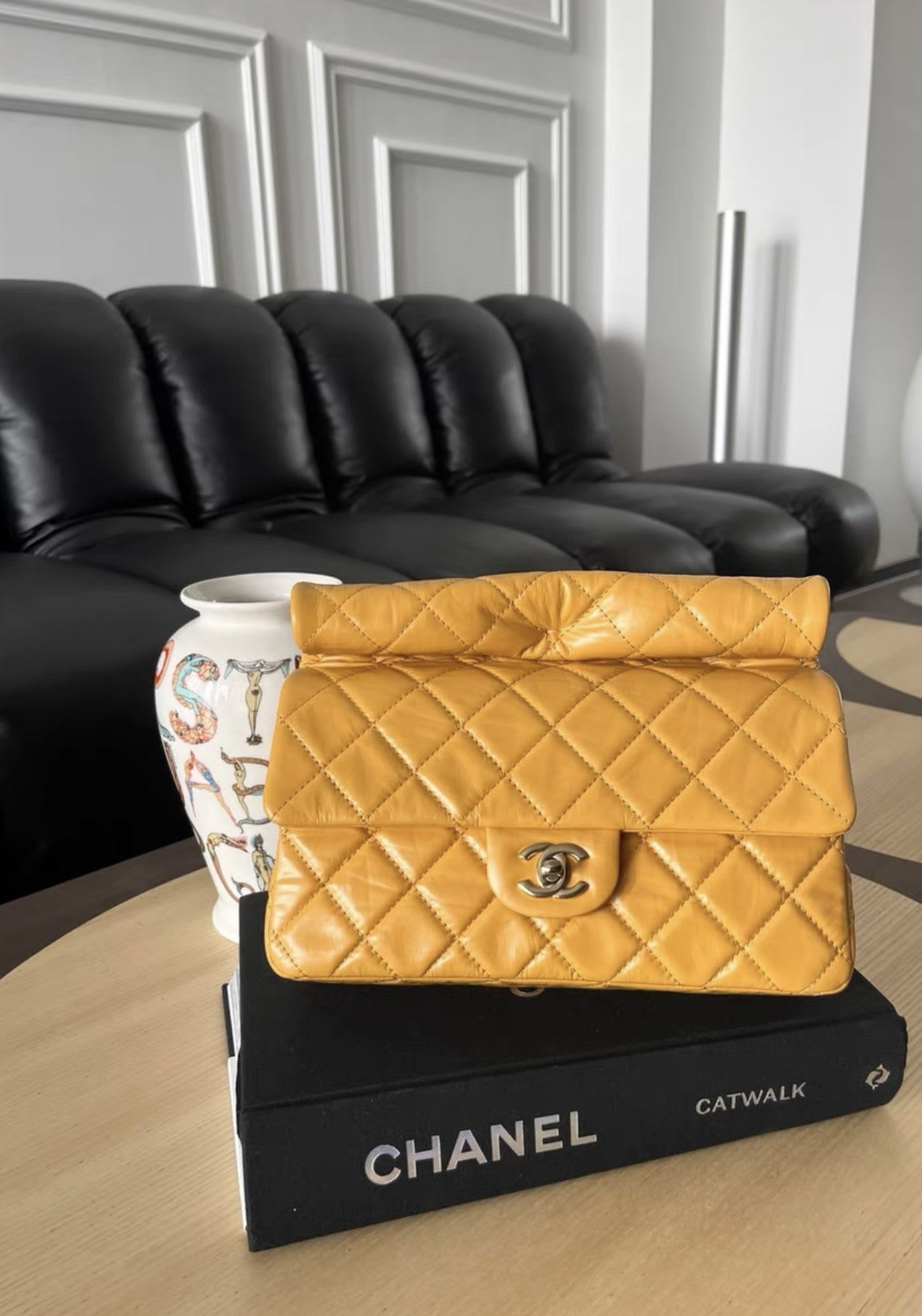 Chanel Luxury Leather Handbag Style 15 Rovelle Bags