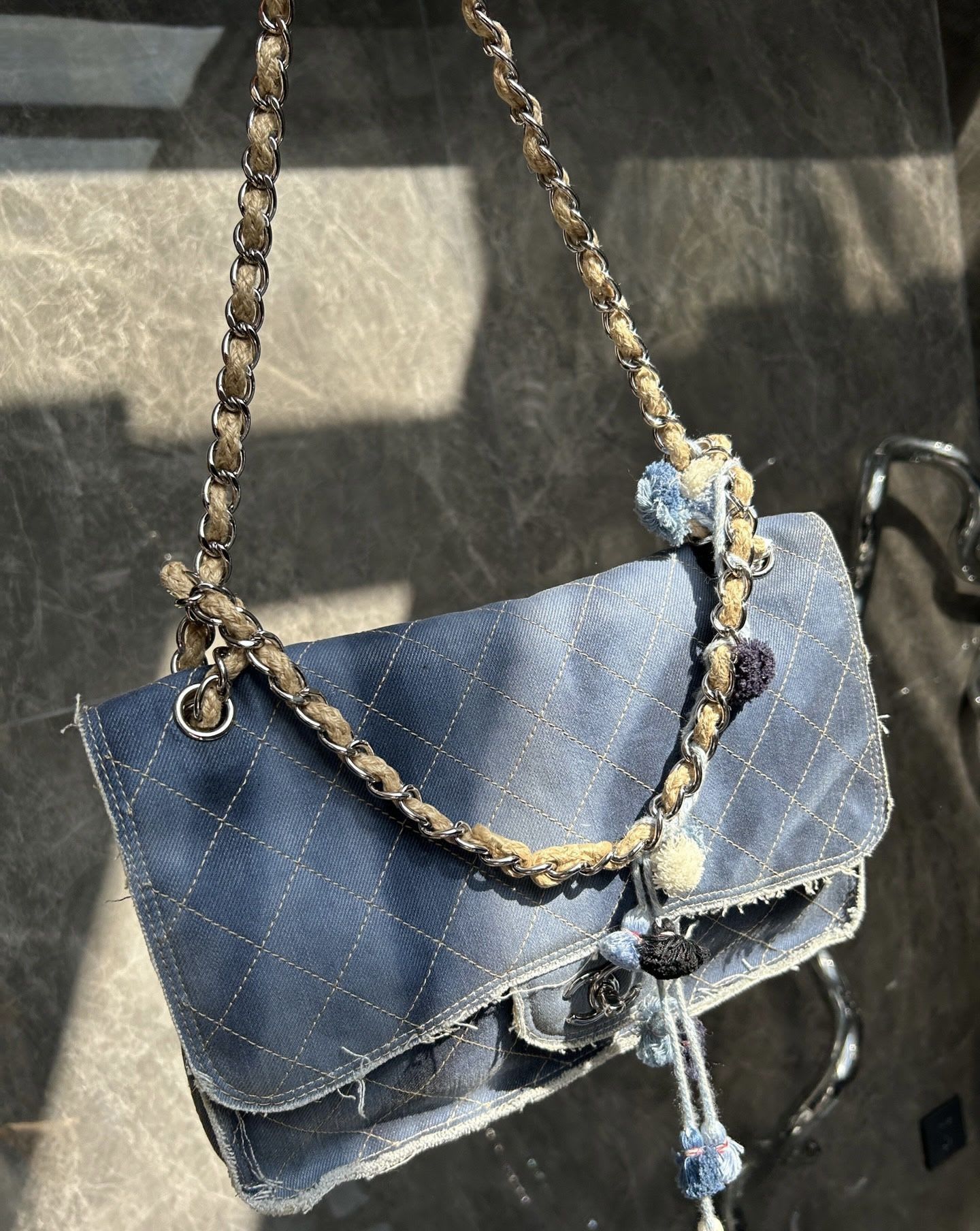 Chanel Luxury Leather Handbag Style 18 Rovelle Bags