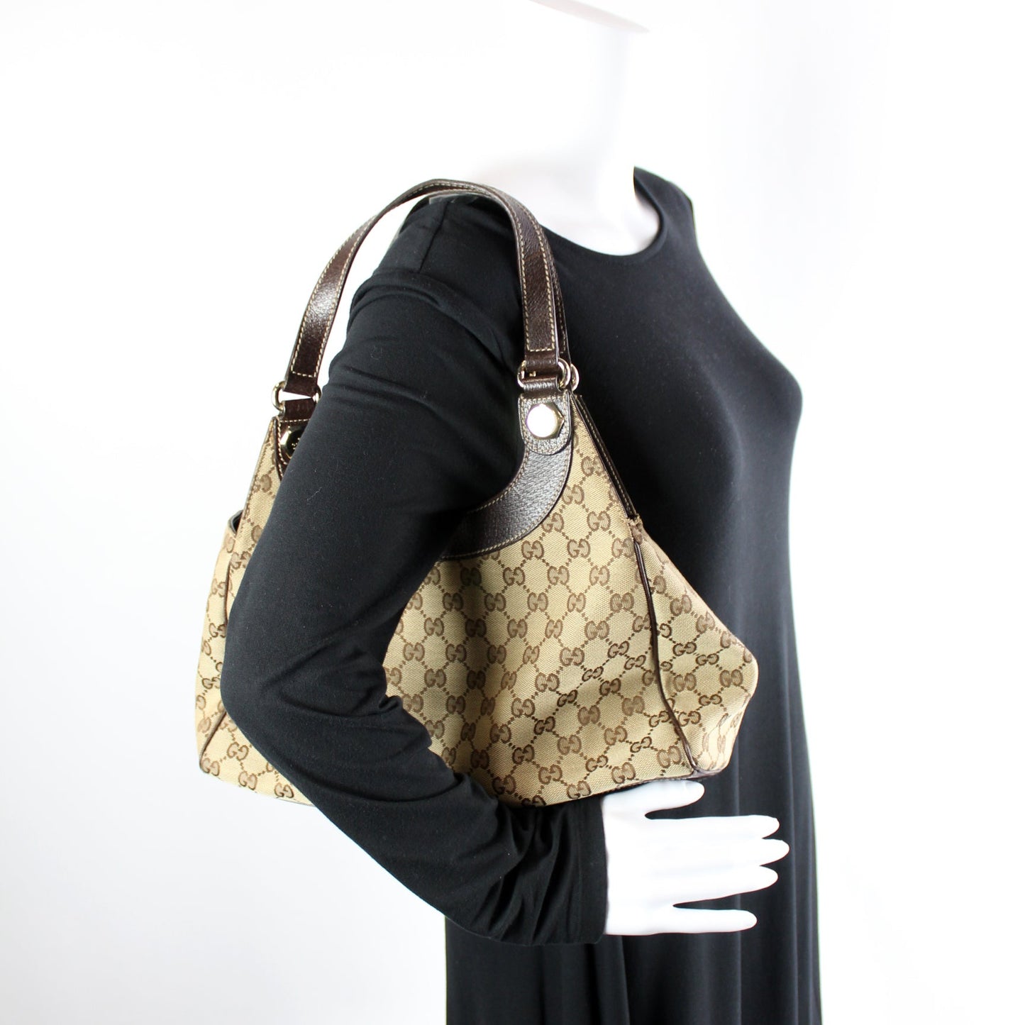 154982 GG Canvas Charmy Shoulder Bag lbcase