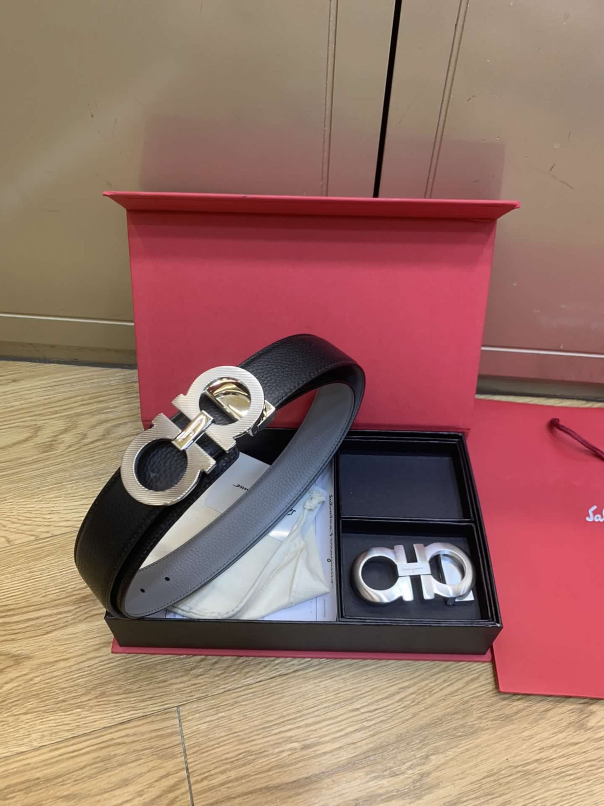 Salvatore Ferragamo Belt lbcase