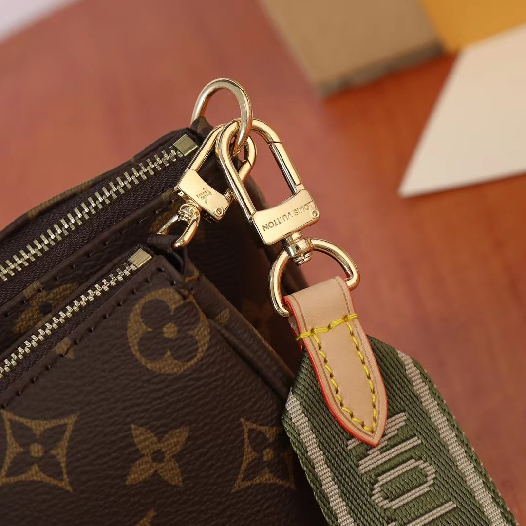 2022 V handbag--73