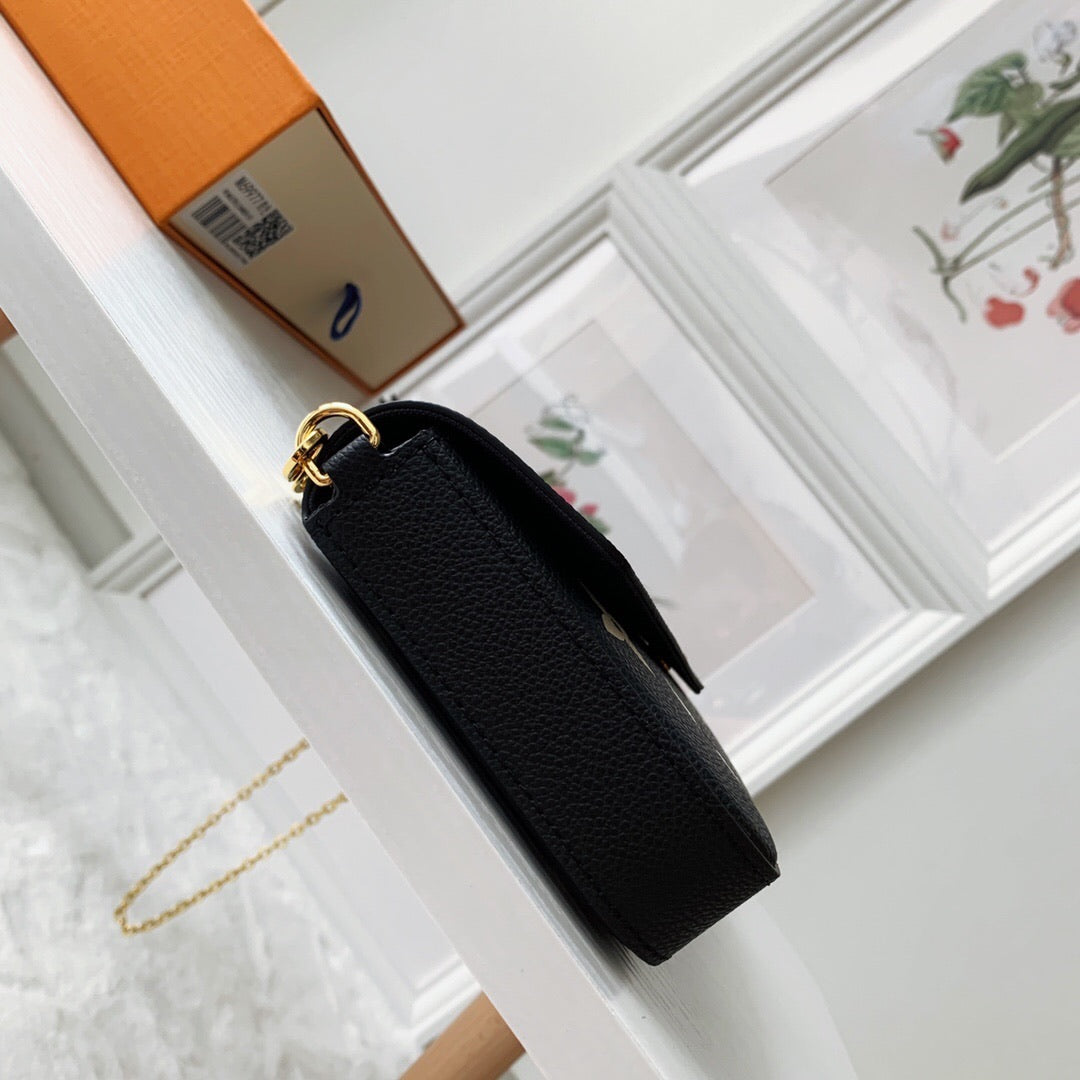 pochette black