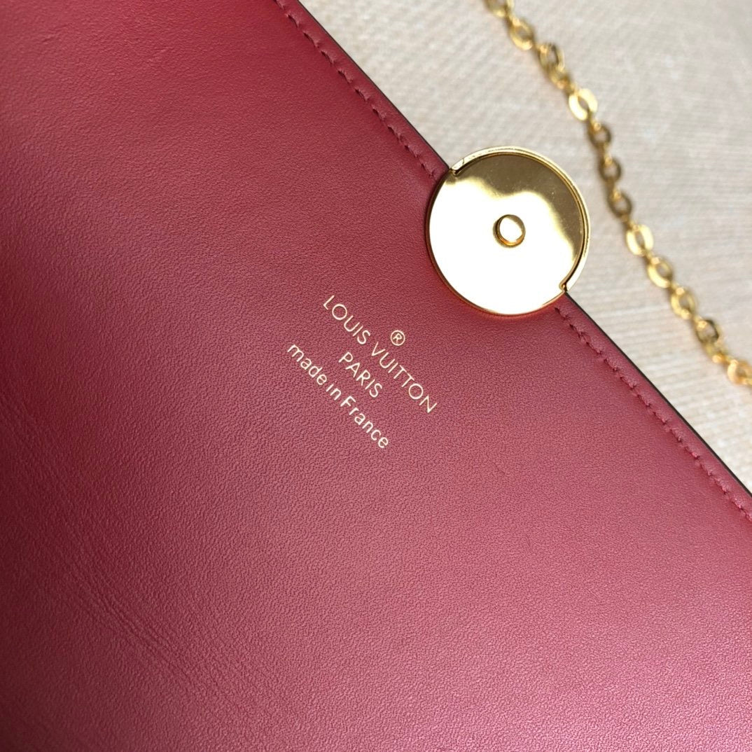 Handbag Size:17.5×11.5×3.5cm