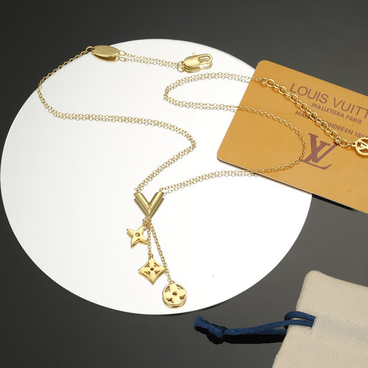 High-Quality Necklace-aa