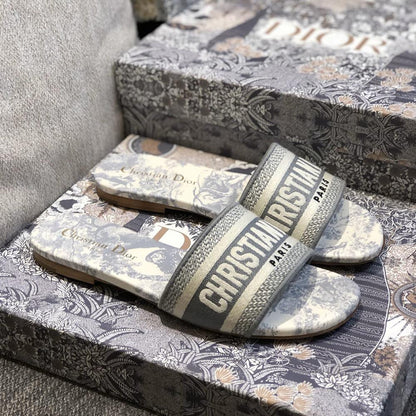 Dior Dway Slides Timeless Style Gray