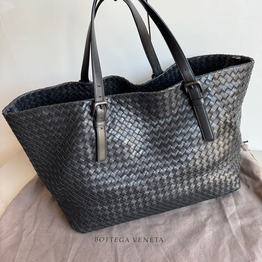 Bottega Veneta Cesta Shopper Tote Nappa Intrecciato Leather Black Large
