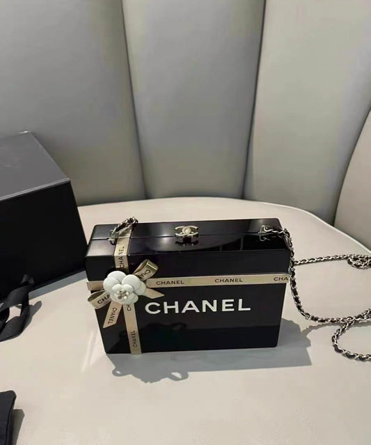 Chanel Luxury Leather Black Handbag Style 10 Rovelle Bags