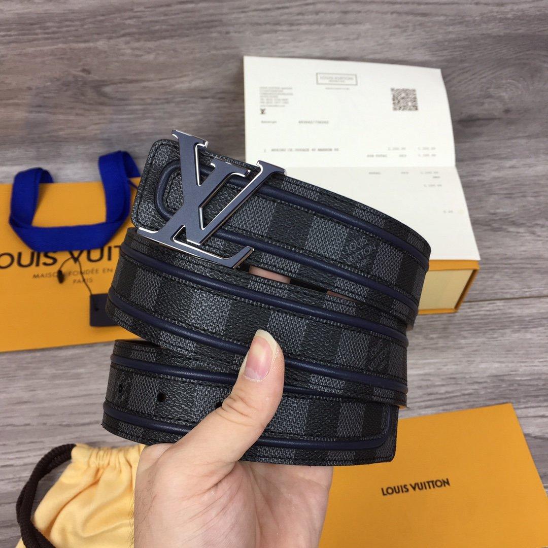 Leather Belt Louis Vuitton