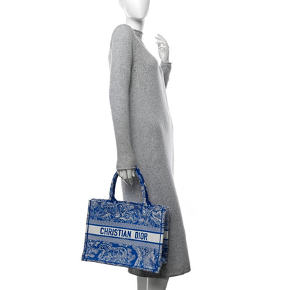 Christian Dior Canvas Embroidered Medium Dioriviera Toile De Jouy Book Tote Fluorescent Blue Rovelle Bags