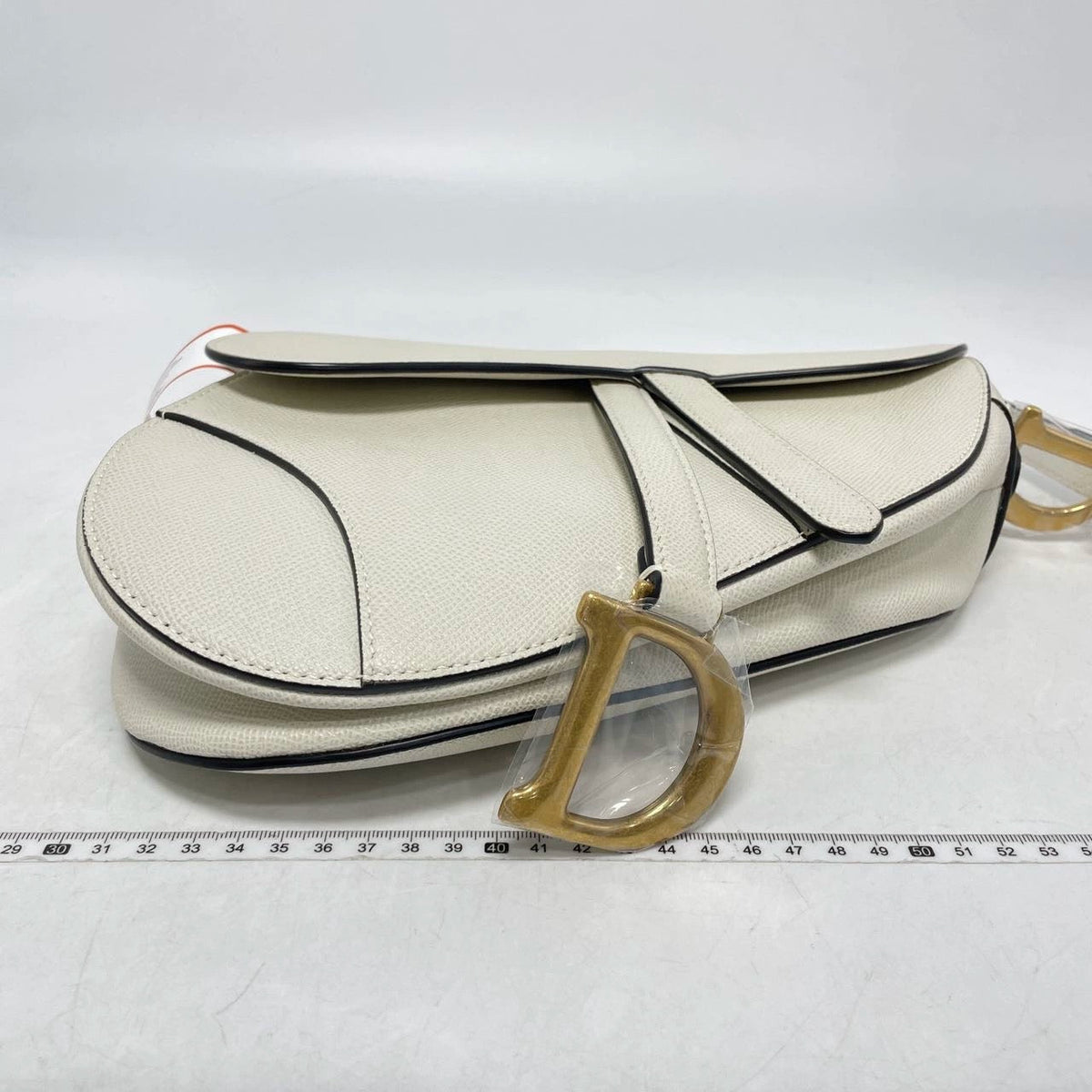 Dior Saddle Medium 2020 Grained Leather Handbag White Rovelle Bags