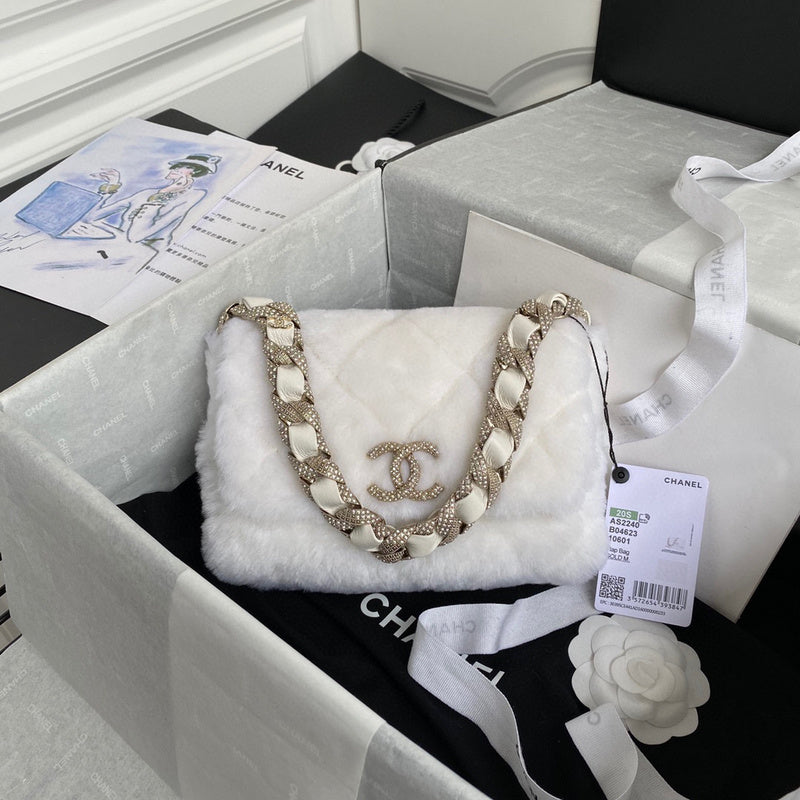 Chanel Luxury Handbag Style 567 Rovelle Bags