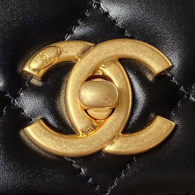 Chanel Luxury Handbag Style 287 Rovelle Bags