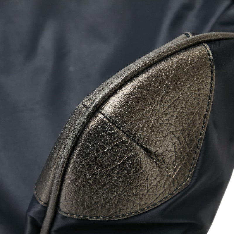Burberry Leather Shoulder Bag Style 14