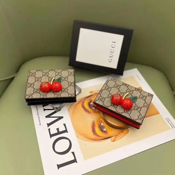 Gucci Wallets Collection