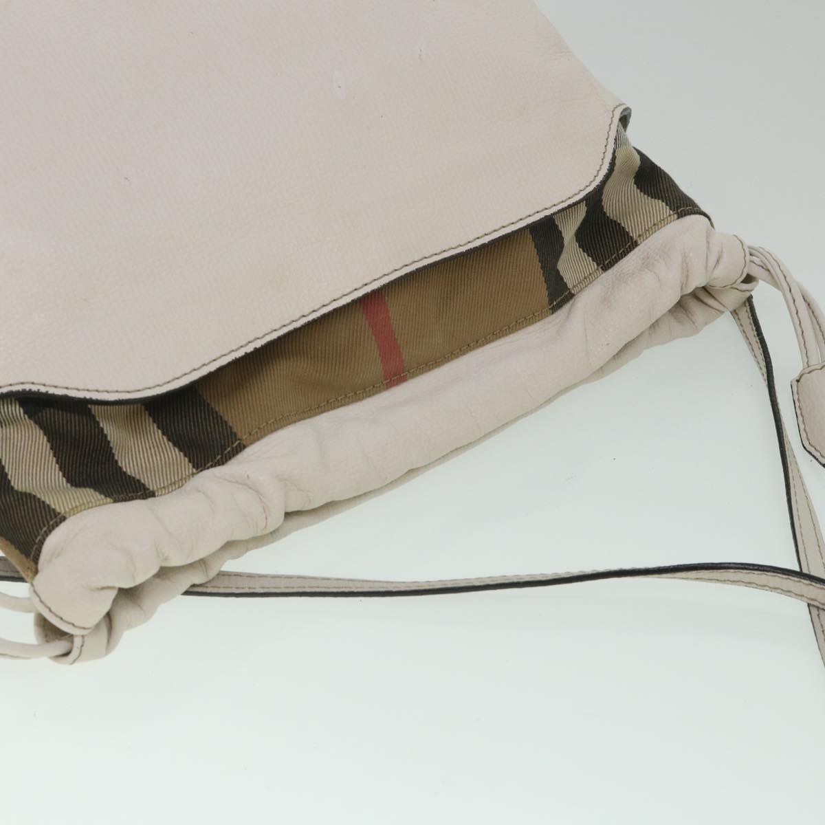 Burberry Brand Leather White Shoulder Bag Style 2