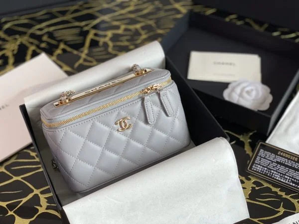 Chanel Cosmetic/Vanity Bags For Women
