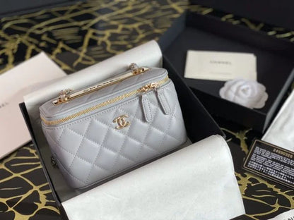 Chanel Cosmetic/Vanity Bags For Women