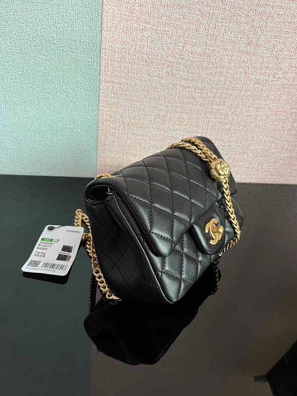 Chanel Luxury Handbag Style 69 Rovelle Bags