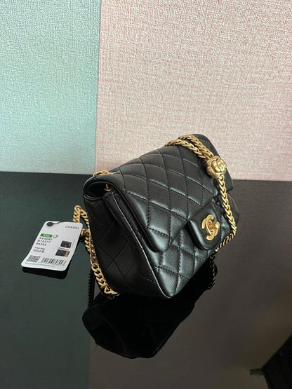 Chanel Luxury Handbag Style 69 Rovelle Bags