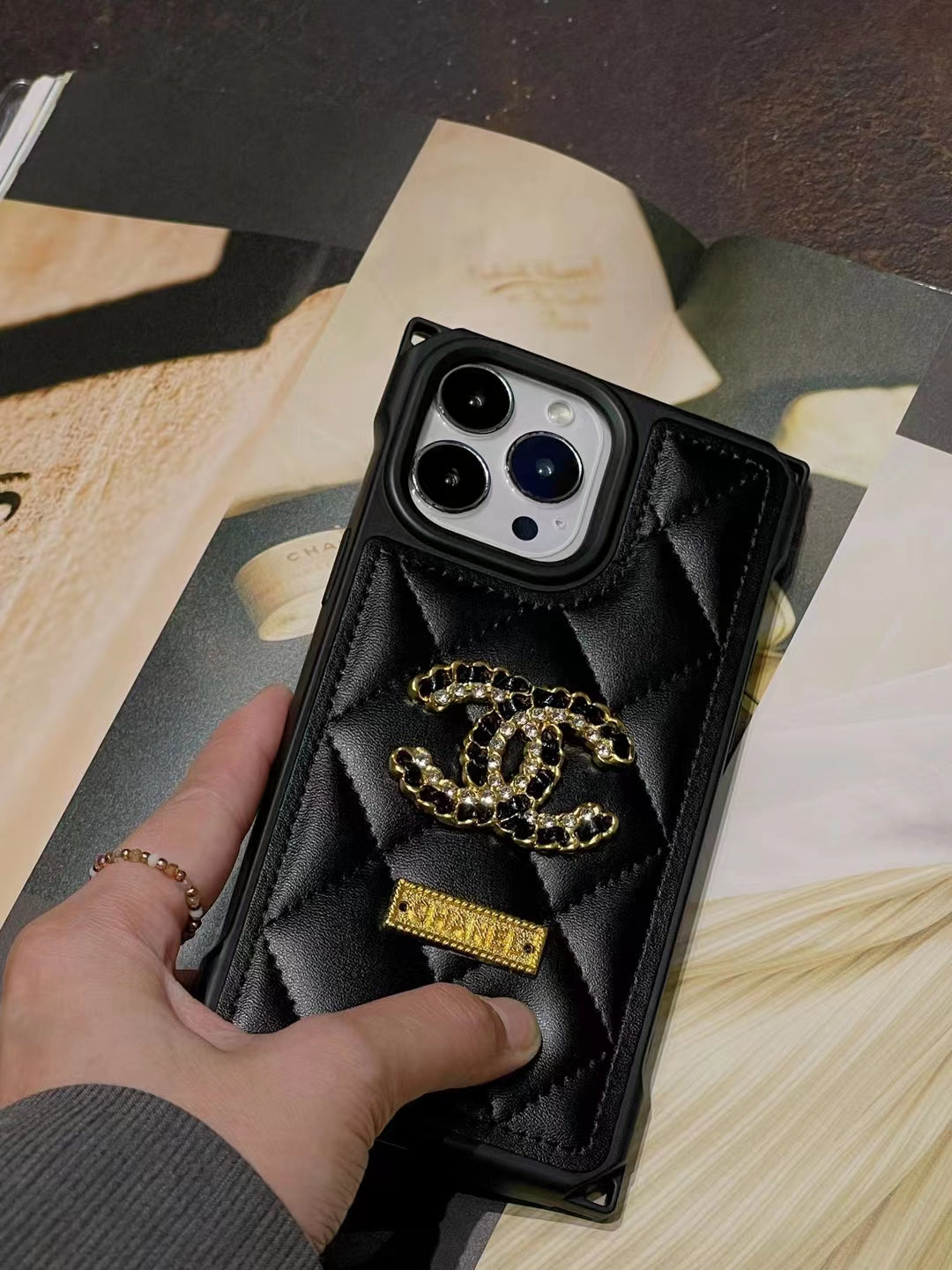 Luxury Pearl Chain phone case for iphone