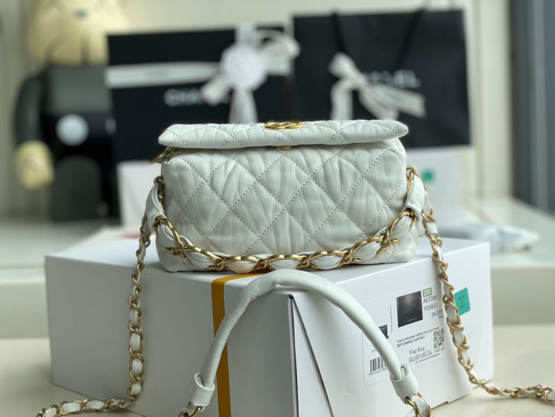 Chanel Luxury Handbag Style 620 Rovelle Bags