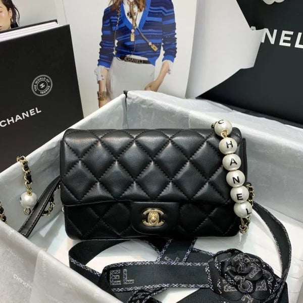 Chanel Women鈥檚 Classic Flap Bags