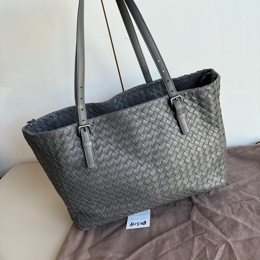 Bottega Veneta Cesta Shopper Tote Nappa Intrecciato Leather Grey Small
