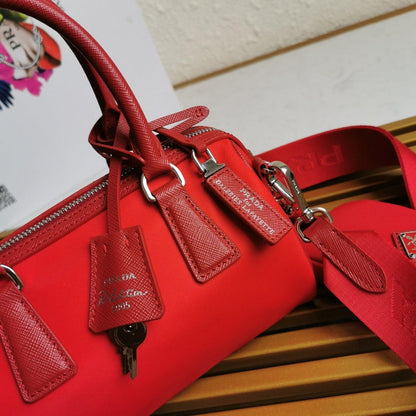 Prada Re-Edition 2005 Nylon Bag