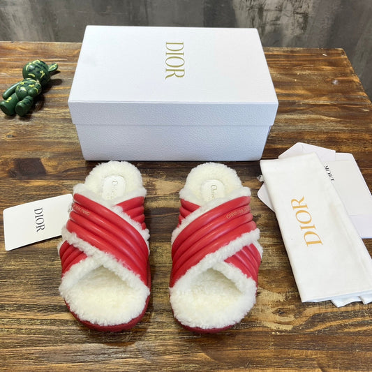 Christian Dior D - Cross Slide