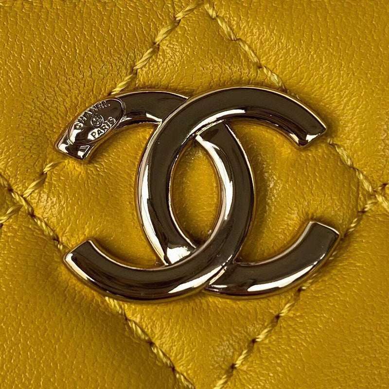 Chanel Luxury Handbag Style 186 Rovelle Bags