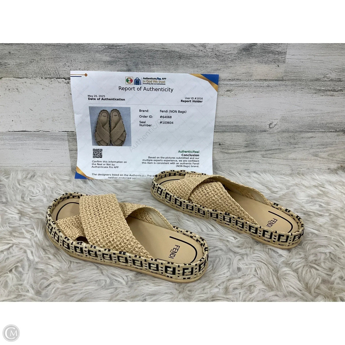 Sandals Luxury Designer By Fendi In Tan, Size: 8 Rovelle Bags